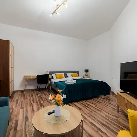 Lägenhet Traugutta Comfort By Bookinghost Poznań