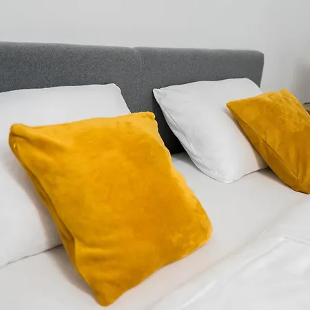 Traugutta Comfort By Bookinghost * Poznań