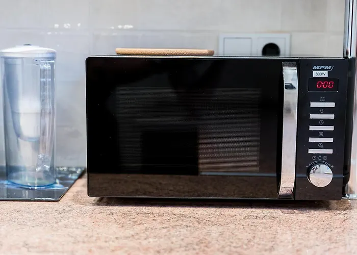 Daire Traugutta Comfort By Bookinghost